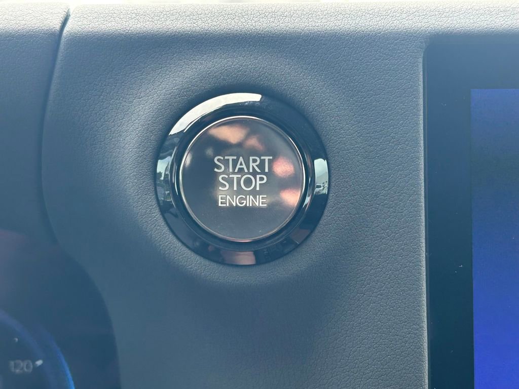 Used 2025 Lexus GX 550 AWD/4WD image 31