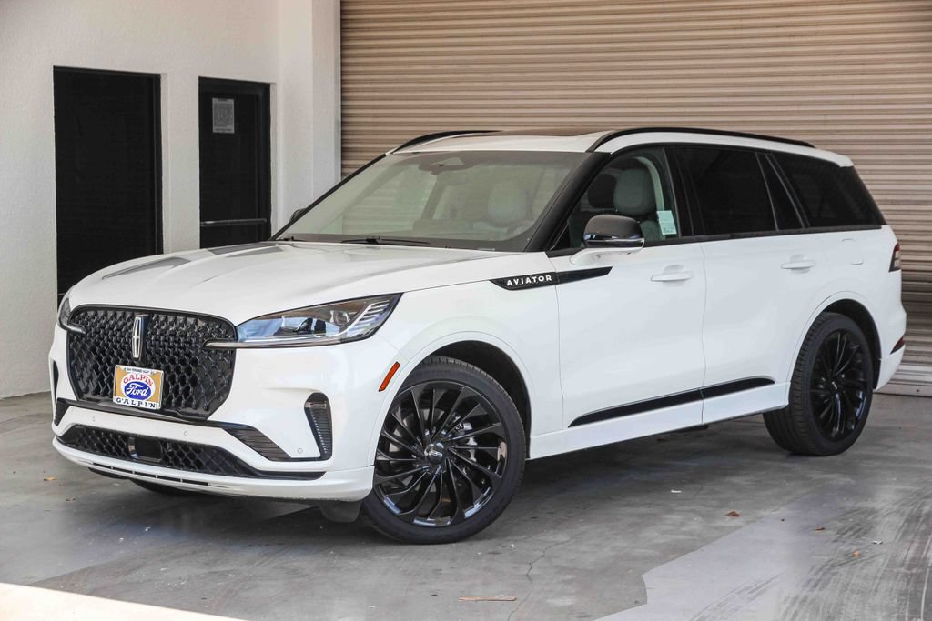 Used 2025 Lincoln Aviator Reserve w/ Equipment Group 201A