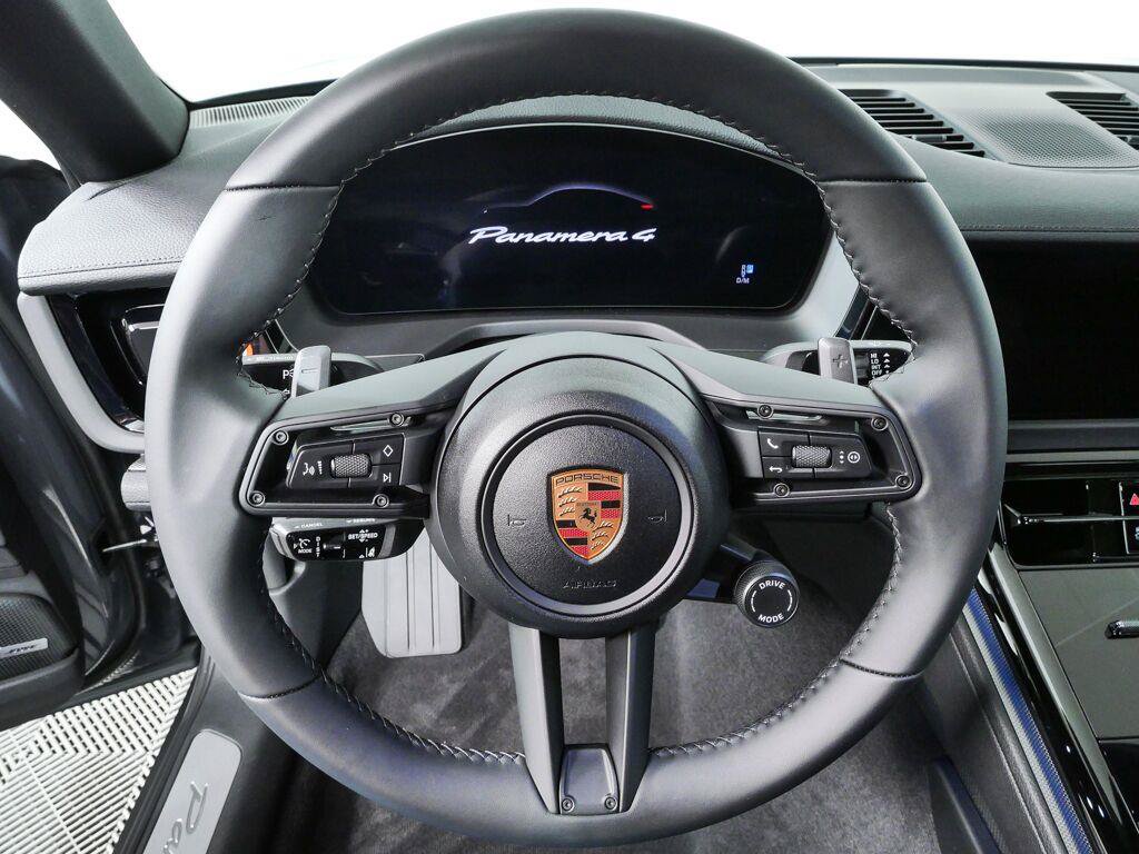 New 2026 Porsche Panamera image 9