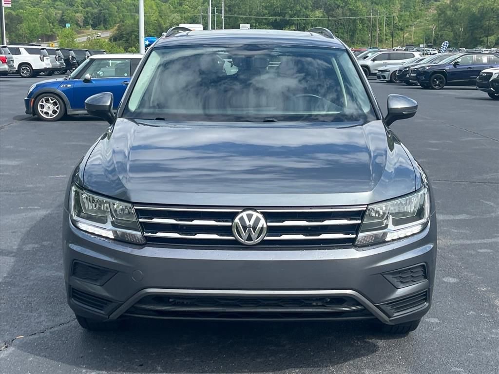 Used 2020 Volkswagen Tiguan SE w/ Panoramic Sunroof Package AWD/4WD image 7