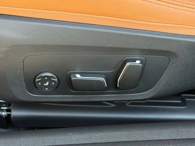 Used 2026 BMW 430i Coupe w/ M Sport Package RWD image 19
