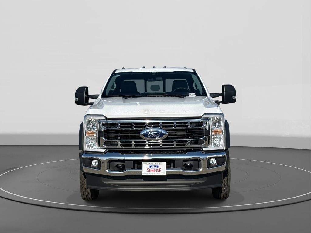 New 2026 Ford F550 2WD SuperCab Super Duty image 3
