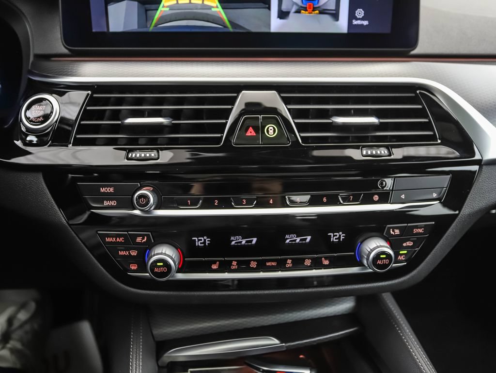 Used 2021 BMW 540i xDrive AWD/4WD image 19