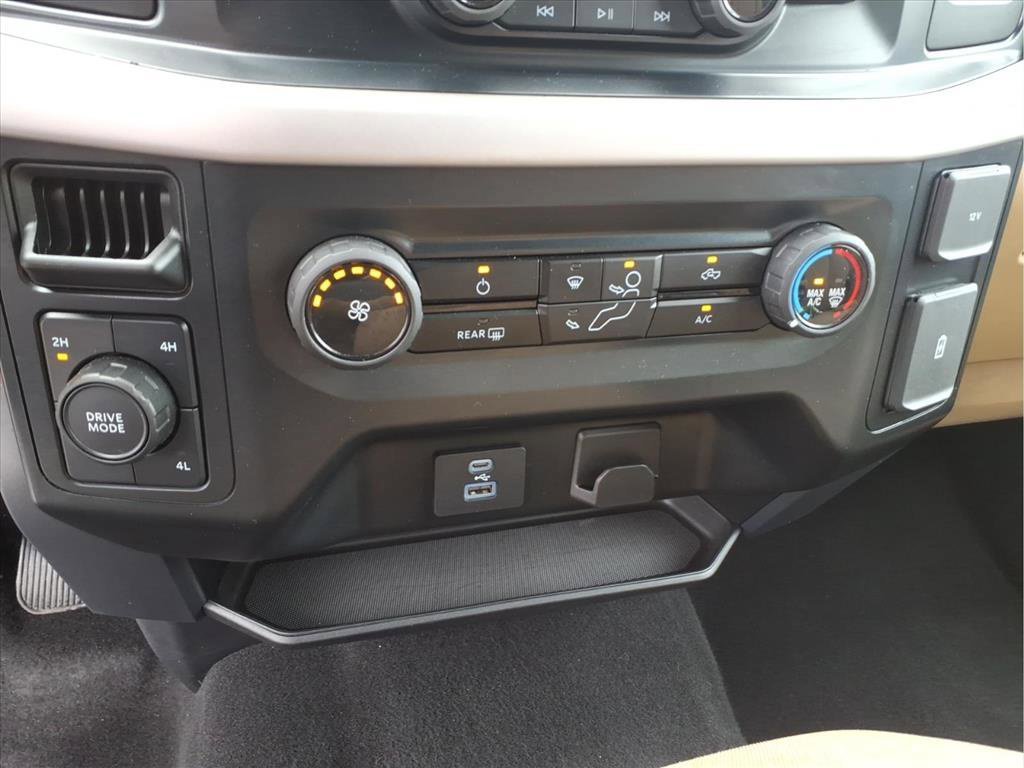 Used 2023 Ford F150 XLT AWD/4WD image 30