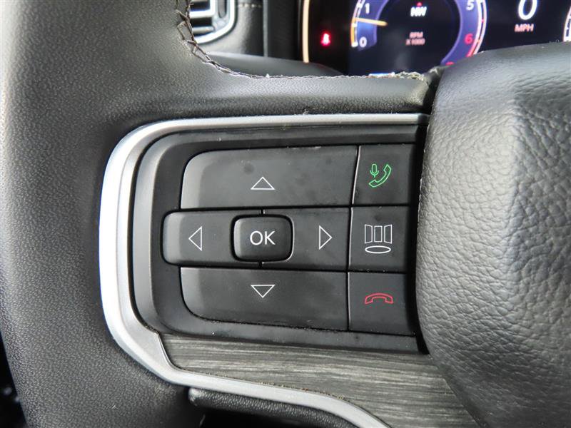 Used 2024 Jeep Wagoneer L Series III w/ Flexible Seating Group AWD/4WD image 18