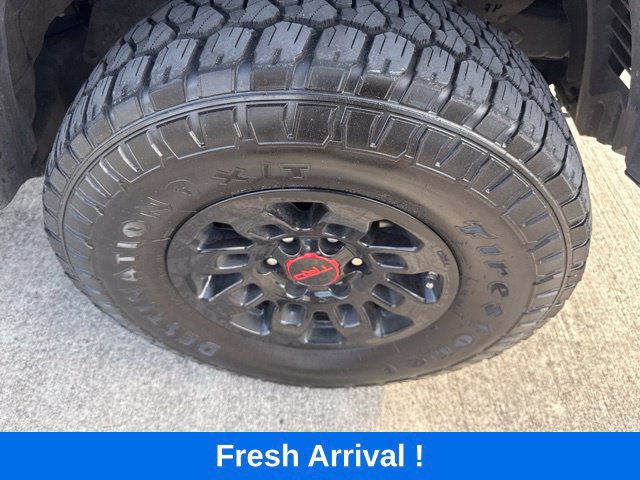 Used 2023 Toyota Tacoma SR AWD/4WD image 22
