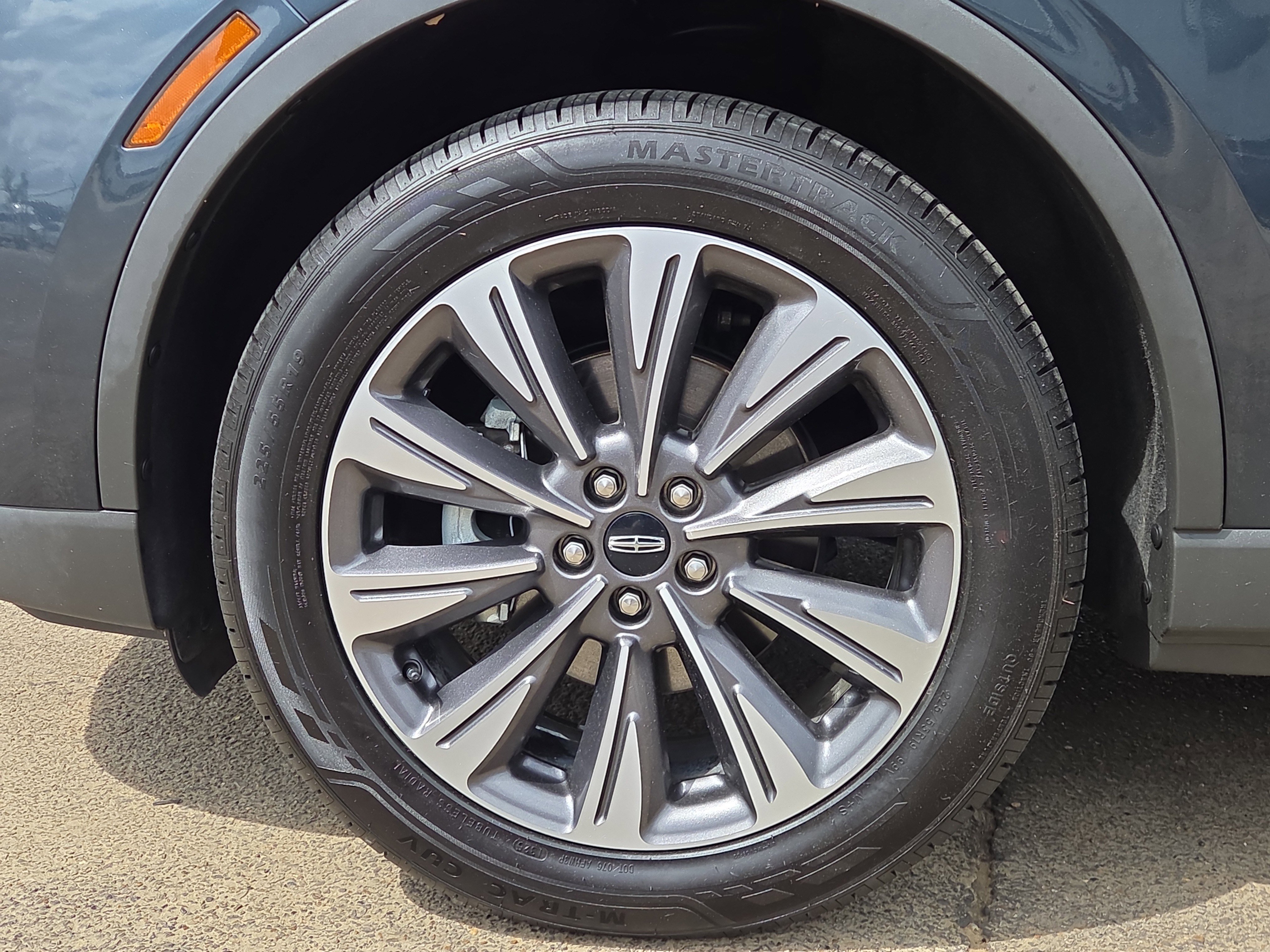 Used 2022 Lincoln Corsair Reserve FWD image 9
