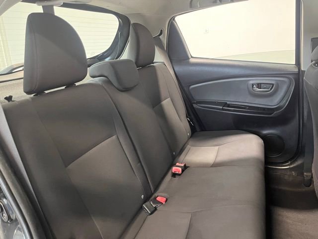 Used 2015 Toyota Yaris SE image 13