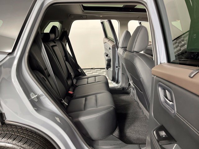 Used 2023 Nissan Rogue SL w/ SL Premium Package FWD image 48