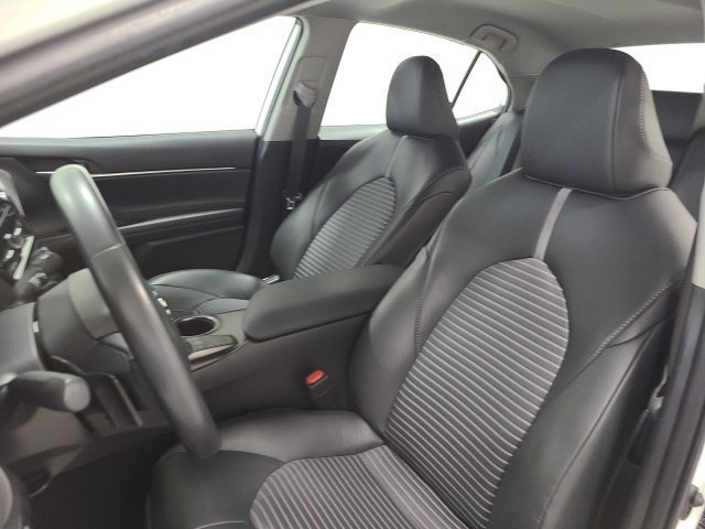 Used 2024 Toyota Camry SE FWD image 19