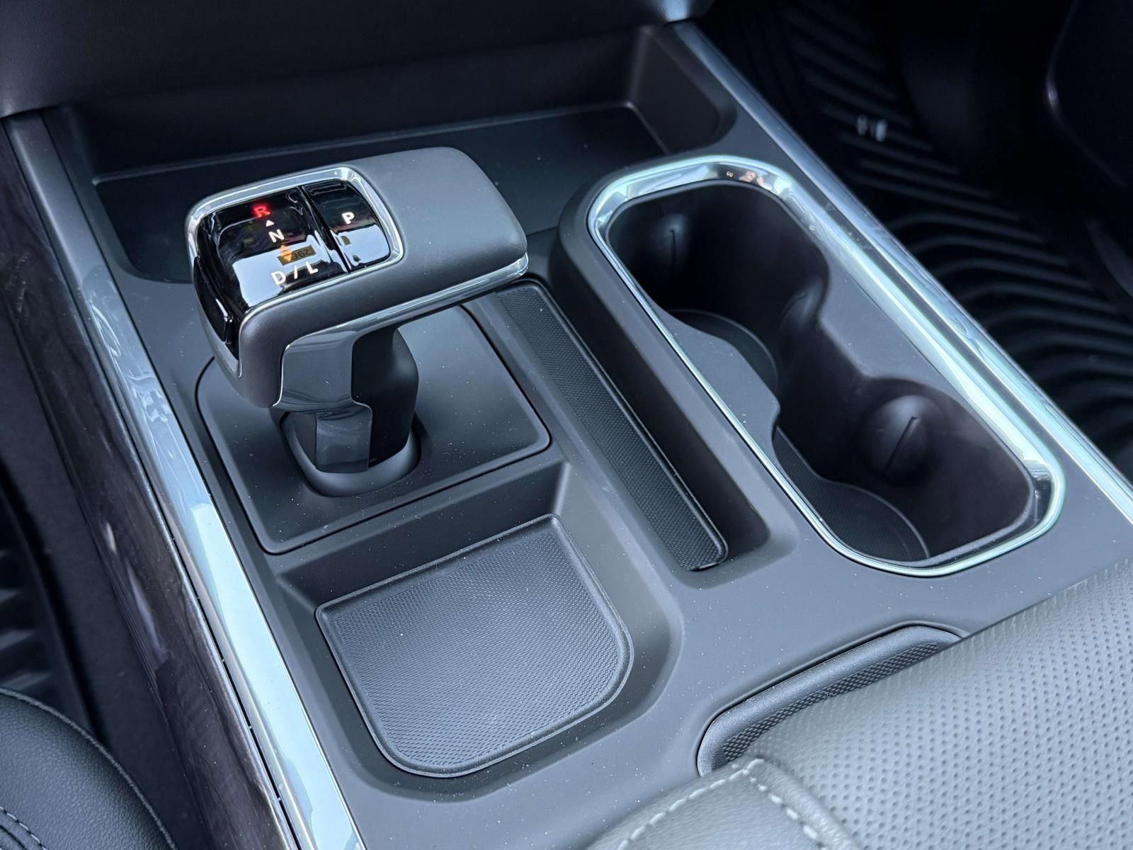 New 2026 Chevrolet Silverado 1500 LTZ w/ LTZ Premium Package image 13