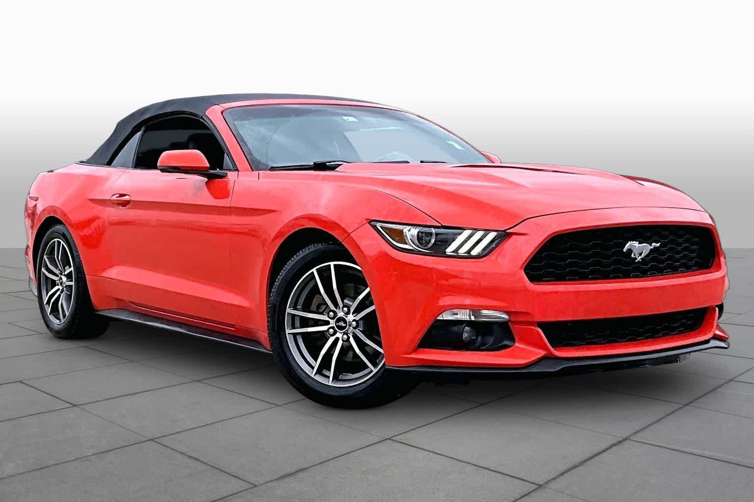 Used 2016 Ford Mustang Premium RWD image 3