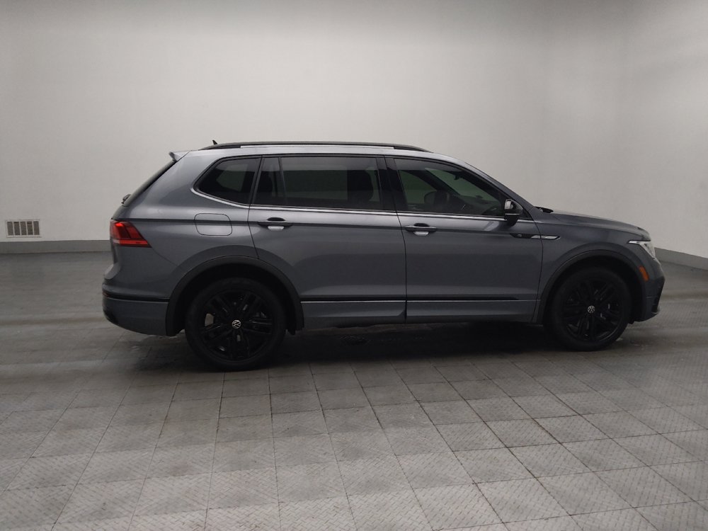 Used 2022 Volkswagen Tiguan SE R-Line FWD image 10