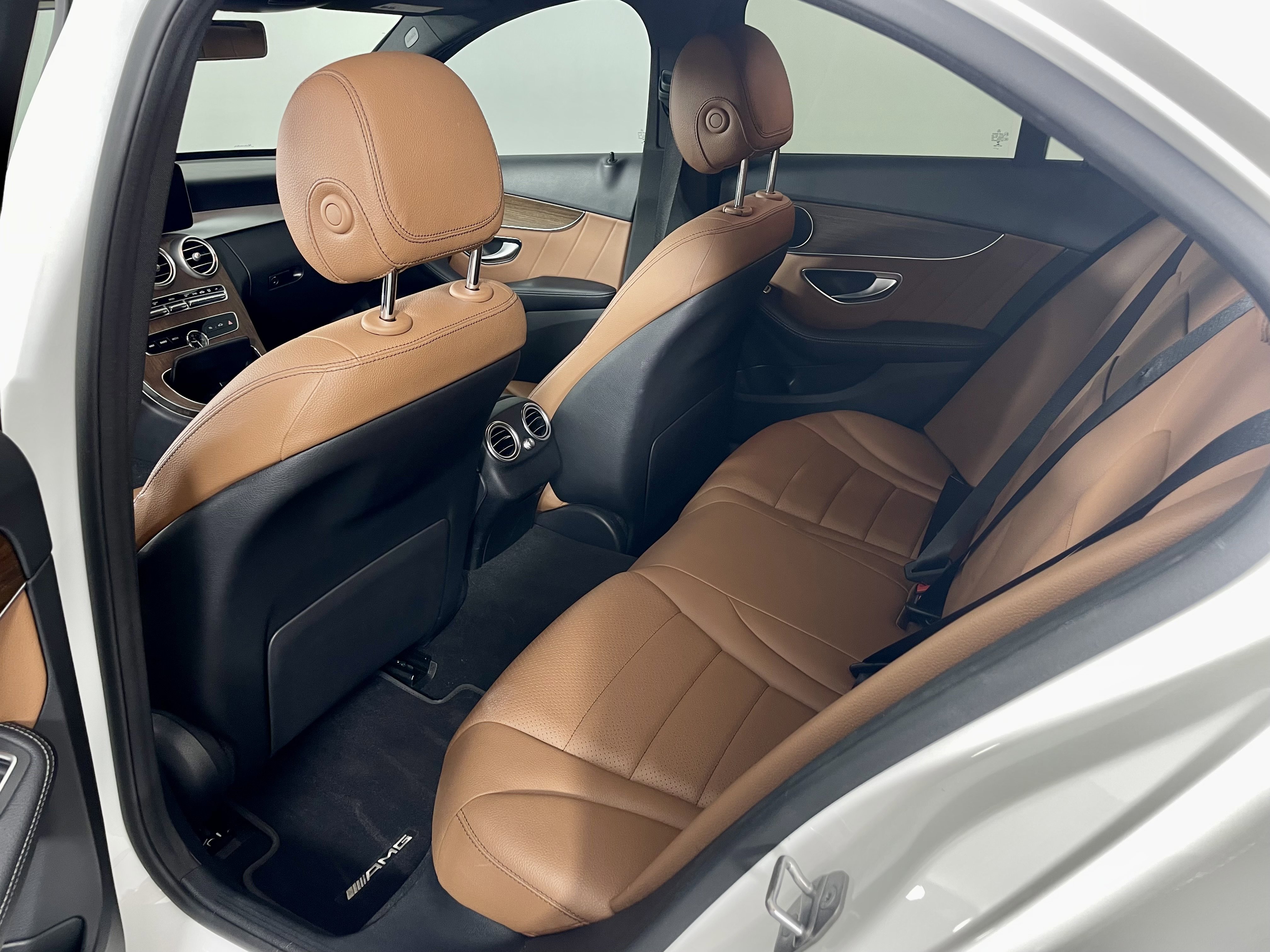 Used 2020 Mercedes-Benz C 300 Sedan image 12