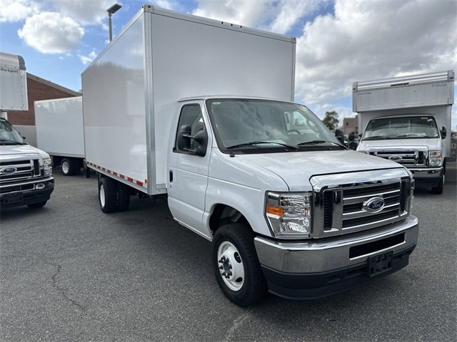 New 2024 Ford E-450 and Econoline 450 Super Duty w/ Power Windows & Locks Group image 46