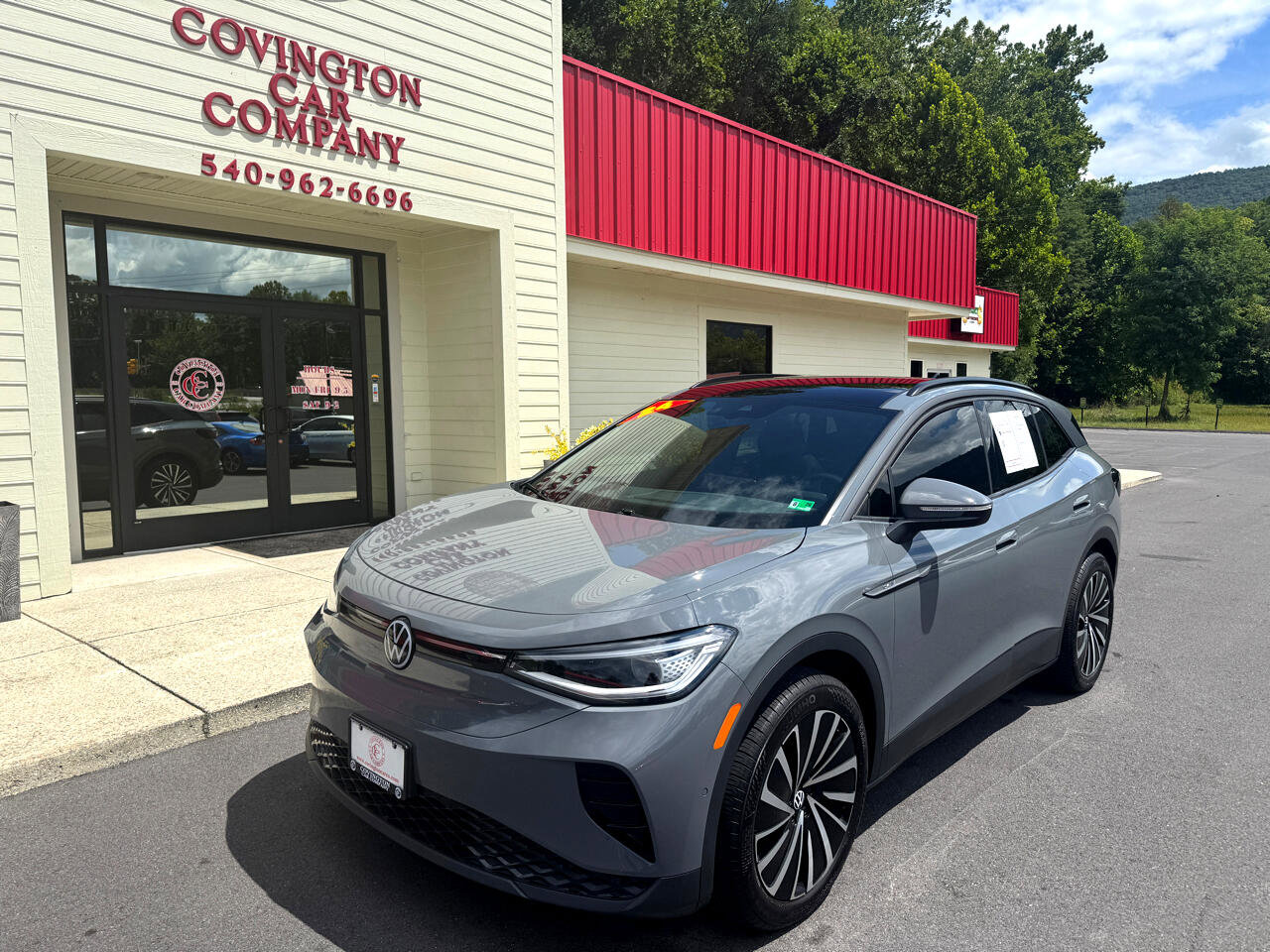 Used 2024 Volkswagen ID.4 S image 1