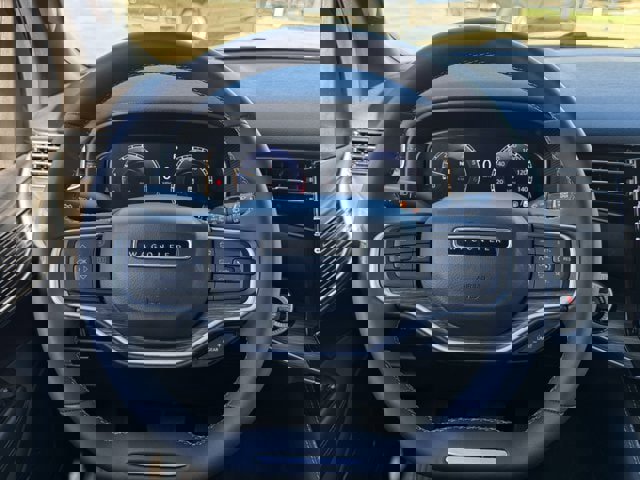 Used 2023 Jeep Wagoneer Series III w/ Convenience Group I image 13