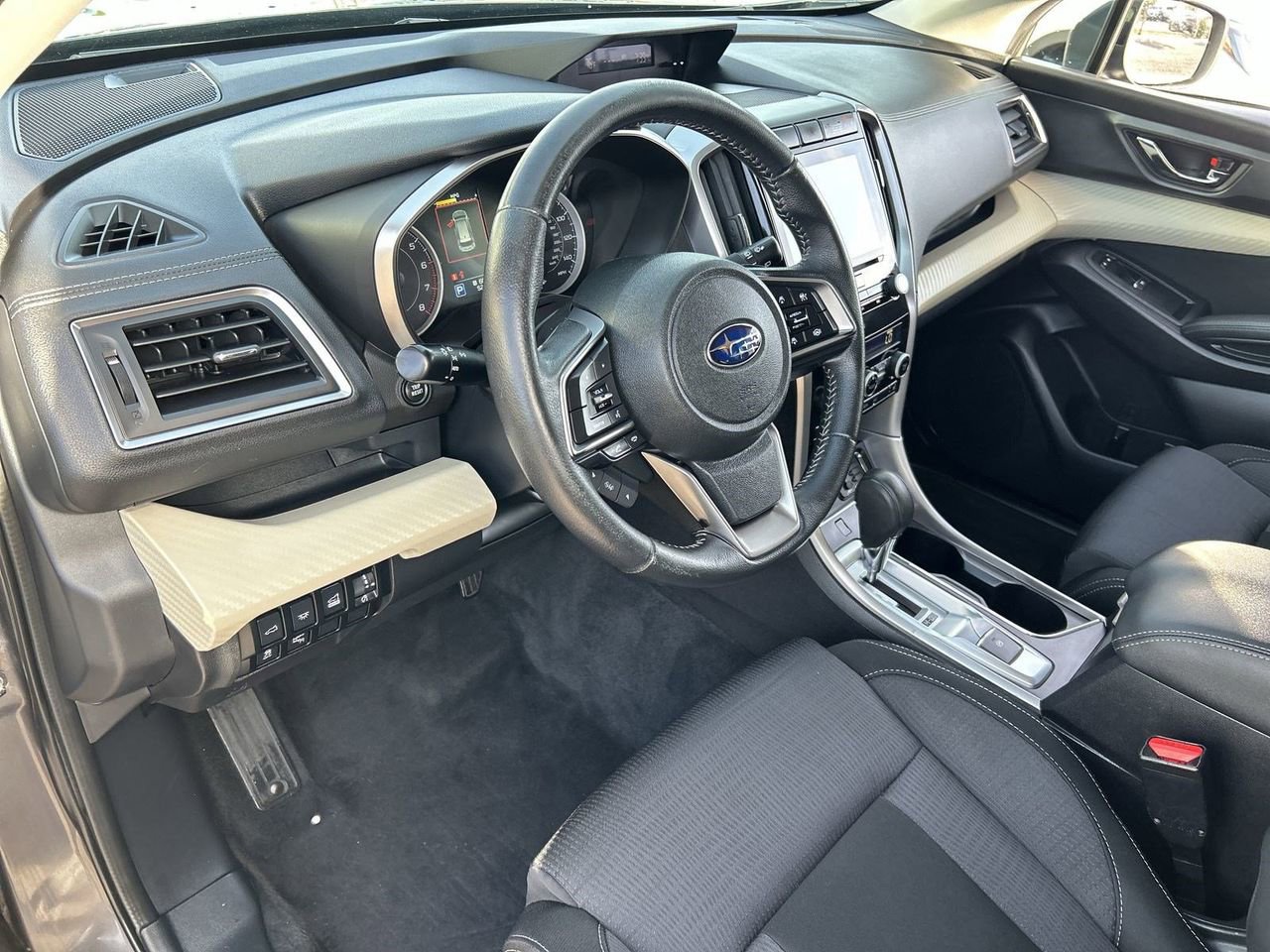 Used 2022 Subaru Ascent Premium w/ Convenience Package AWD/4WD image 15