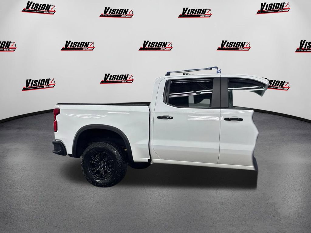 Used 2024 Chevrolet Silverado 1500 ZR2 w/ Technology Package image 4