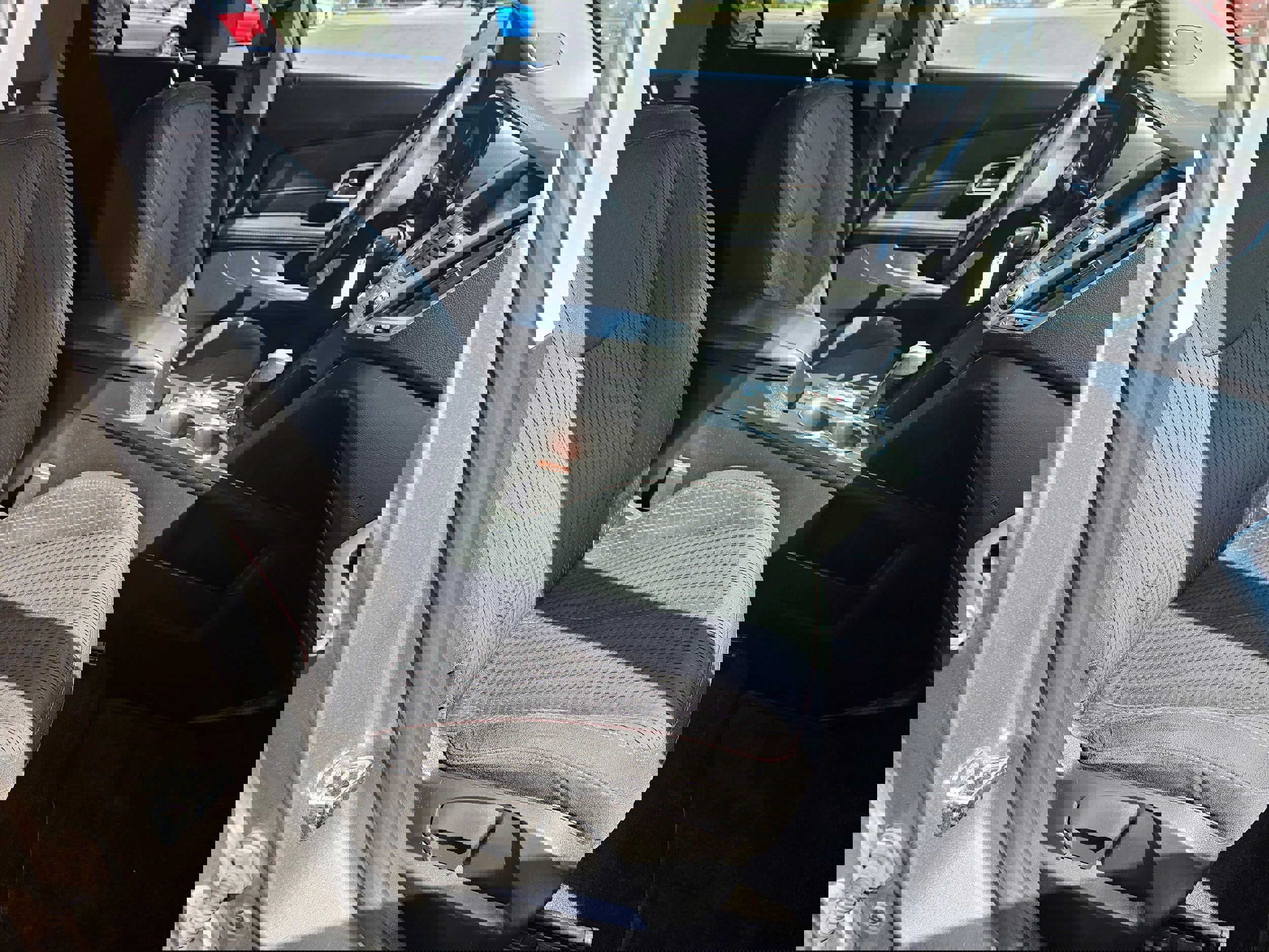 Used 2012 GMC Terrain SLE image 17