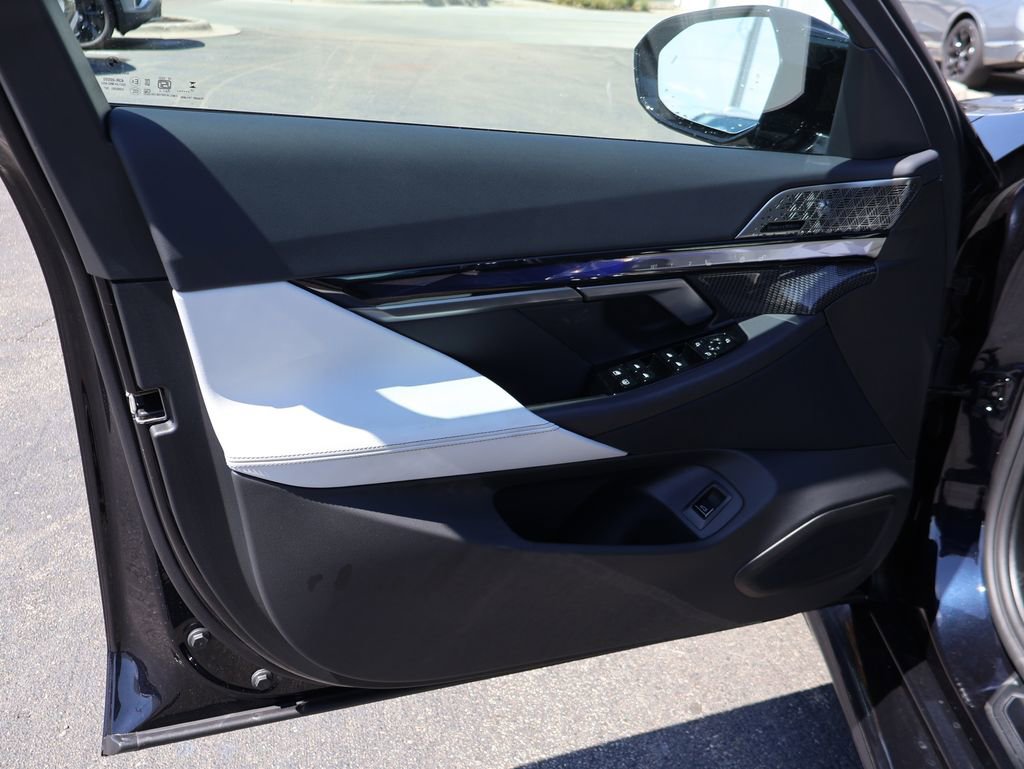 New 2026 BMW M5 w/ Executive Package image 27