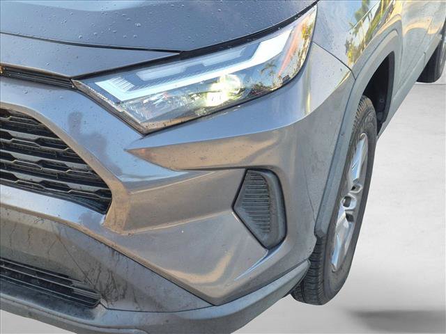 Used 2022 Toyota RAV4 XLE w/ Convenience Package FWD image 3