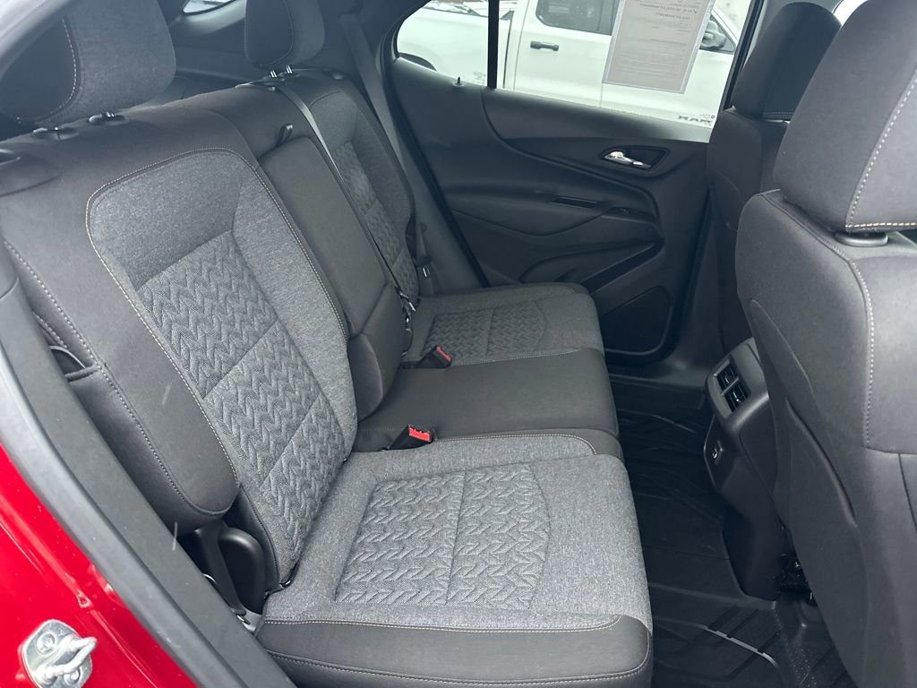 Certified 2024 Chevrolet Equinox LT w/ LPO, Floor Liner Package image 31