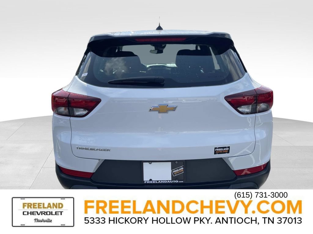 Used 2023 Chevrolet TrailBlazer LS FWD image 4