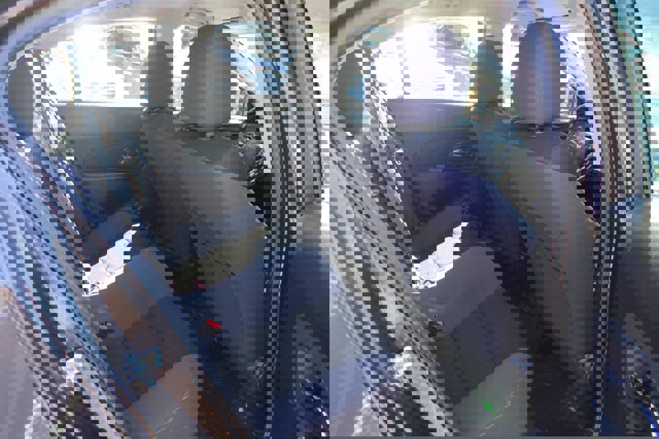 Used 2014 Chevrolet Cruze LT image 26