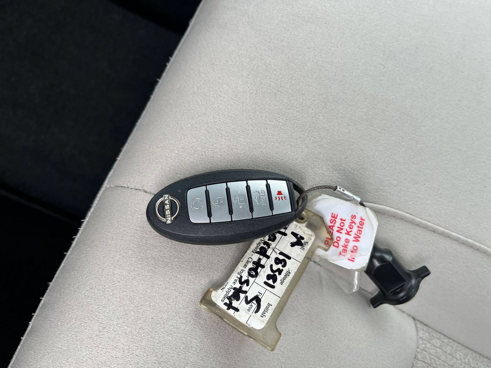 Used 2025 Nissan Altima 2.5 SV FWD image 21
