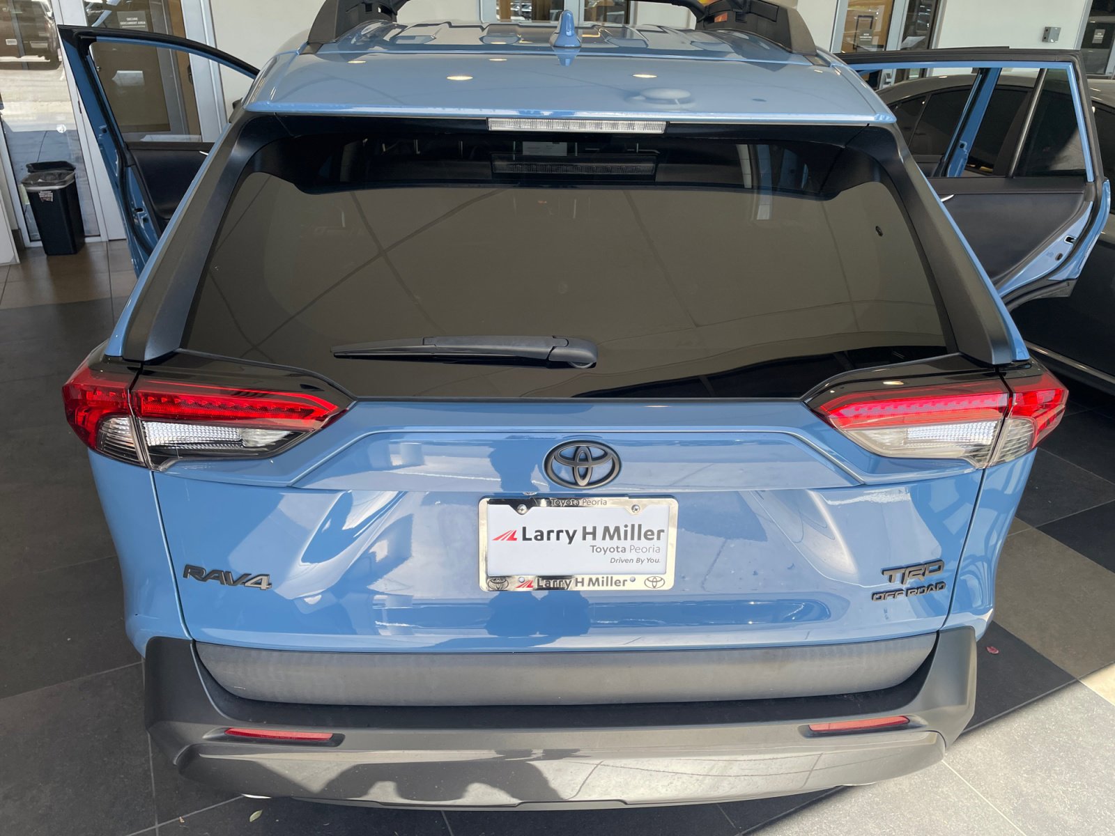 Certified 2022 Toyota RAV4 TRD Off-Road w/ TRD Off-Road Weather Package AWD/4WD image 24