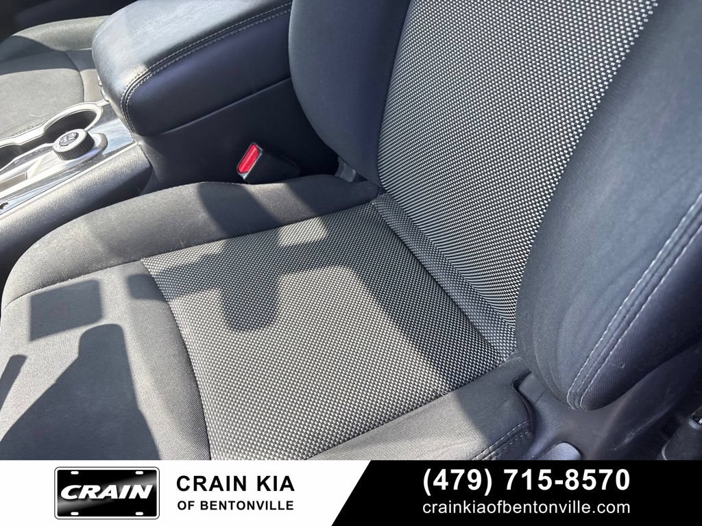 Used 2018 Nissan Pathfinder S AWD/4WD image 11