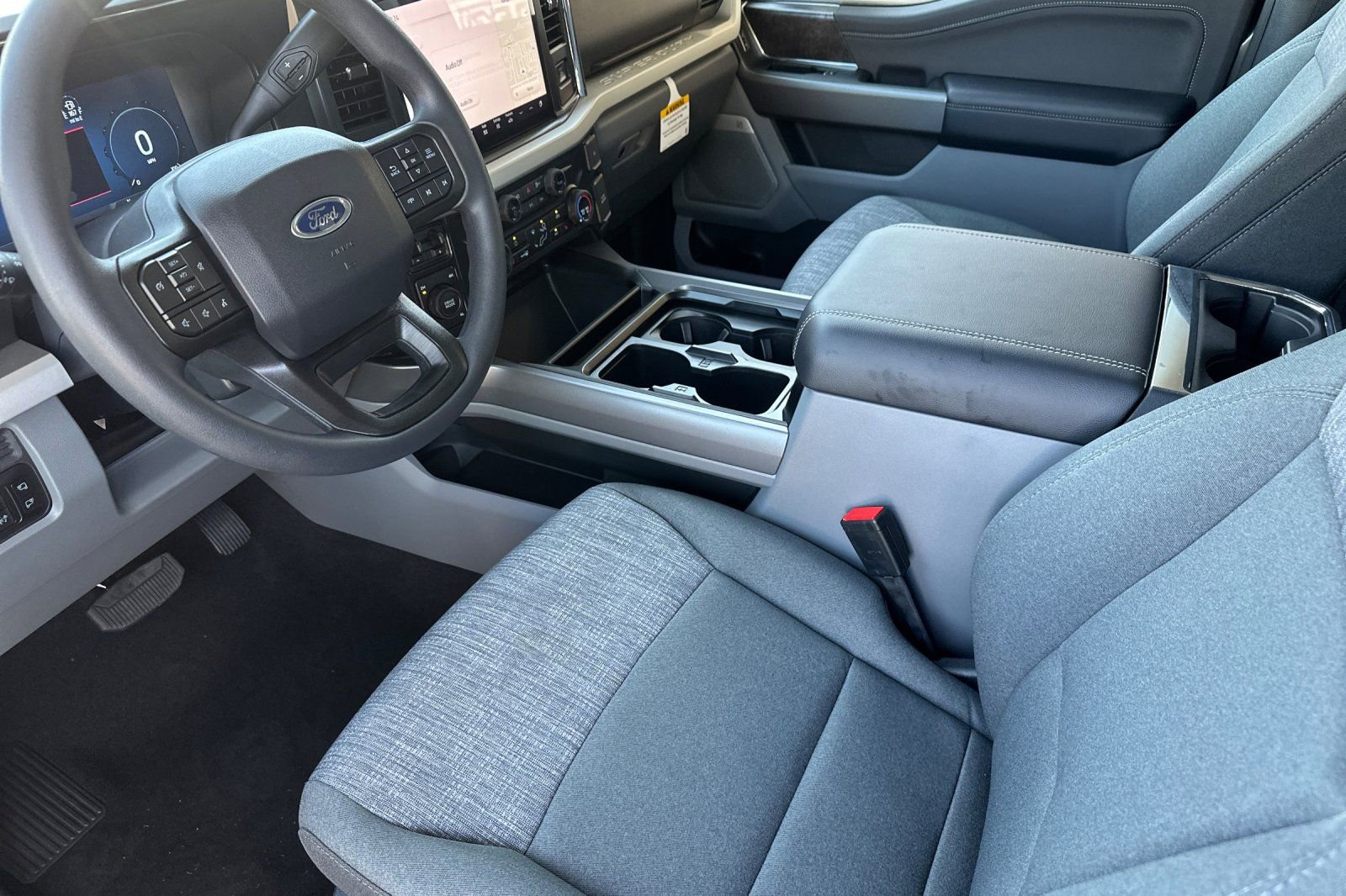 New 2026 Ford F250 4x4 Crew Cab Super Duty image 10
