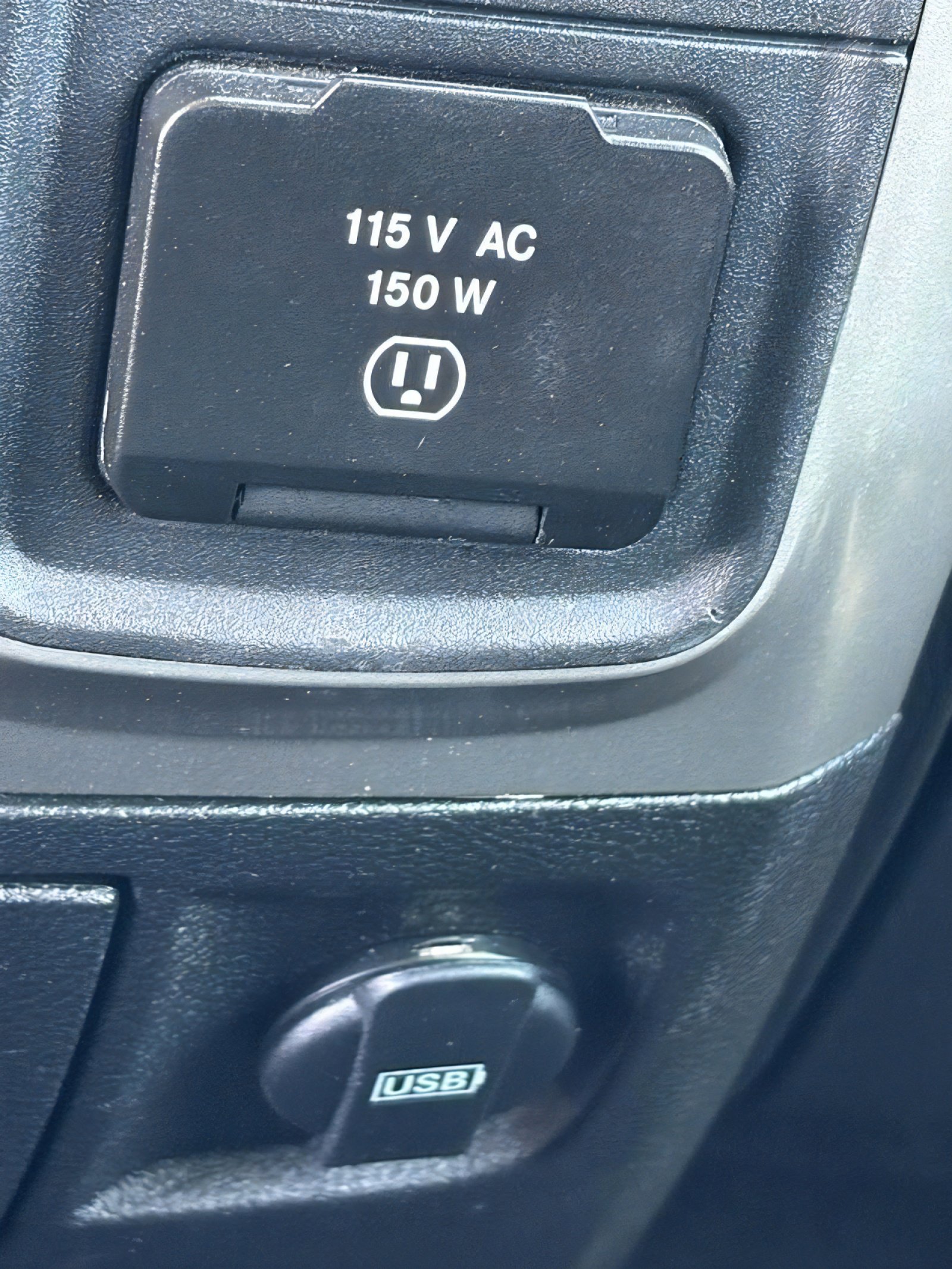 Used 2019 RAM 1500 Big Horn RWD image 26