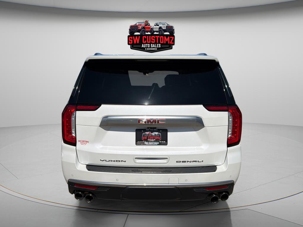 Used 2021 GMC Yukon Denali w/ Denali Premium Package image 6