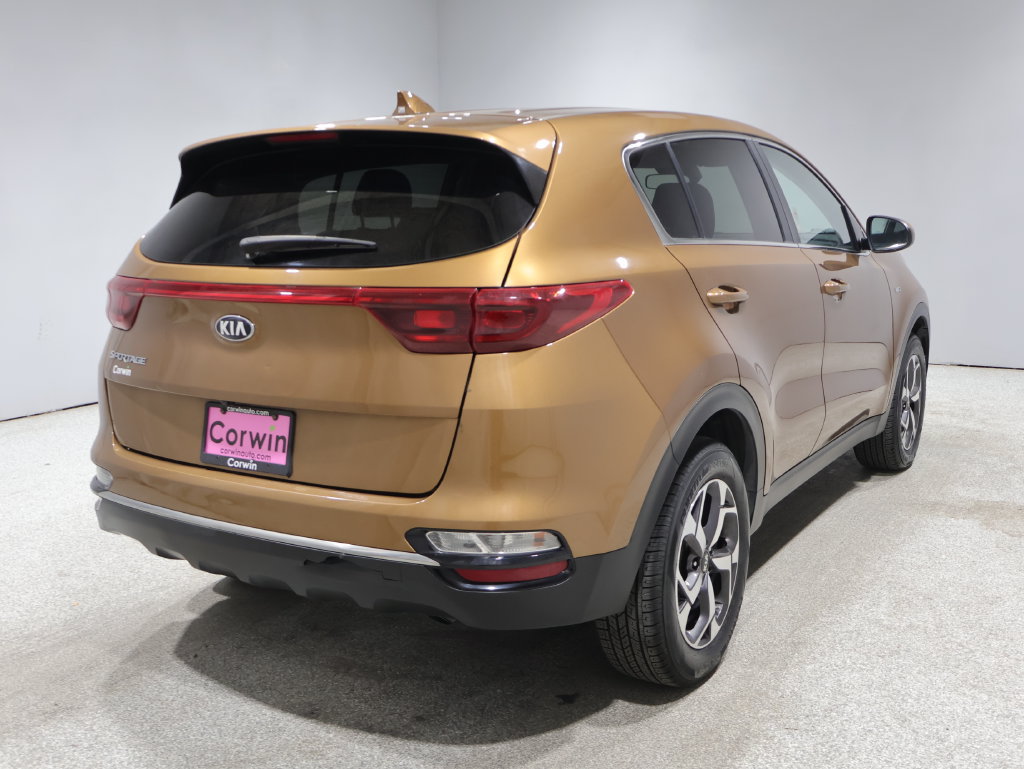 Used 2020 Kia Sportage LX AWD/4WD image 2