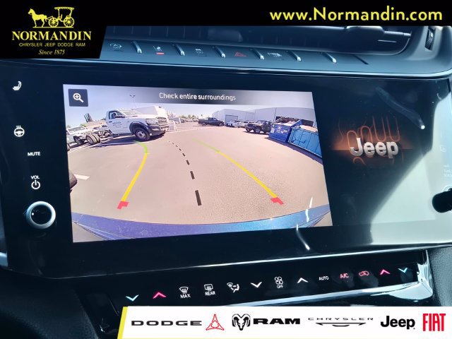 New 2026 Jeep Grand Cherokee Limited AWD/4WD image 11