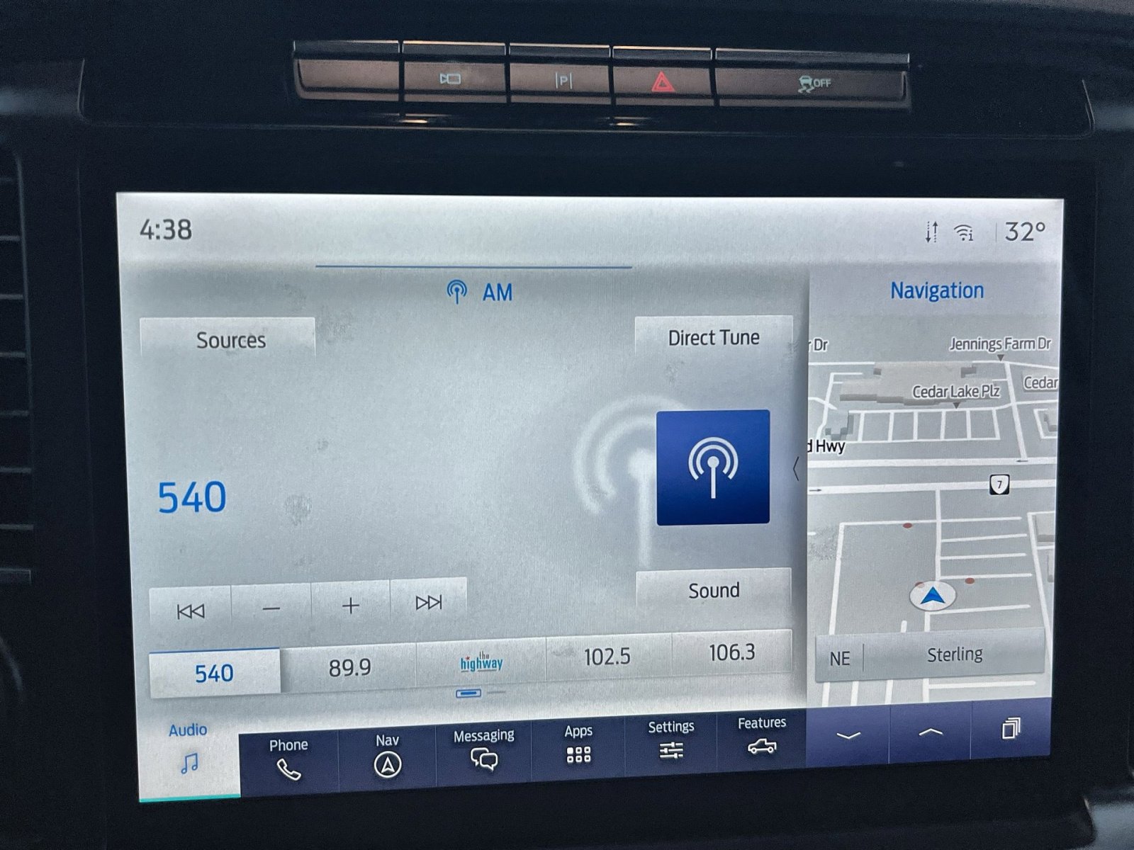 Used 2021 Ford F150 Lariat w/ Equipment Group 502A High image 18