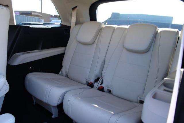 Used 2024 Mercedes-Benz GLS 450 4MATIC image 45