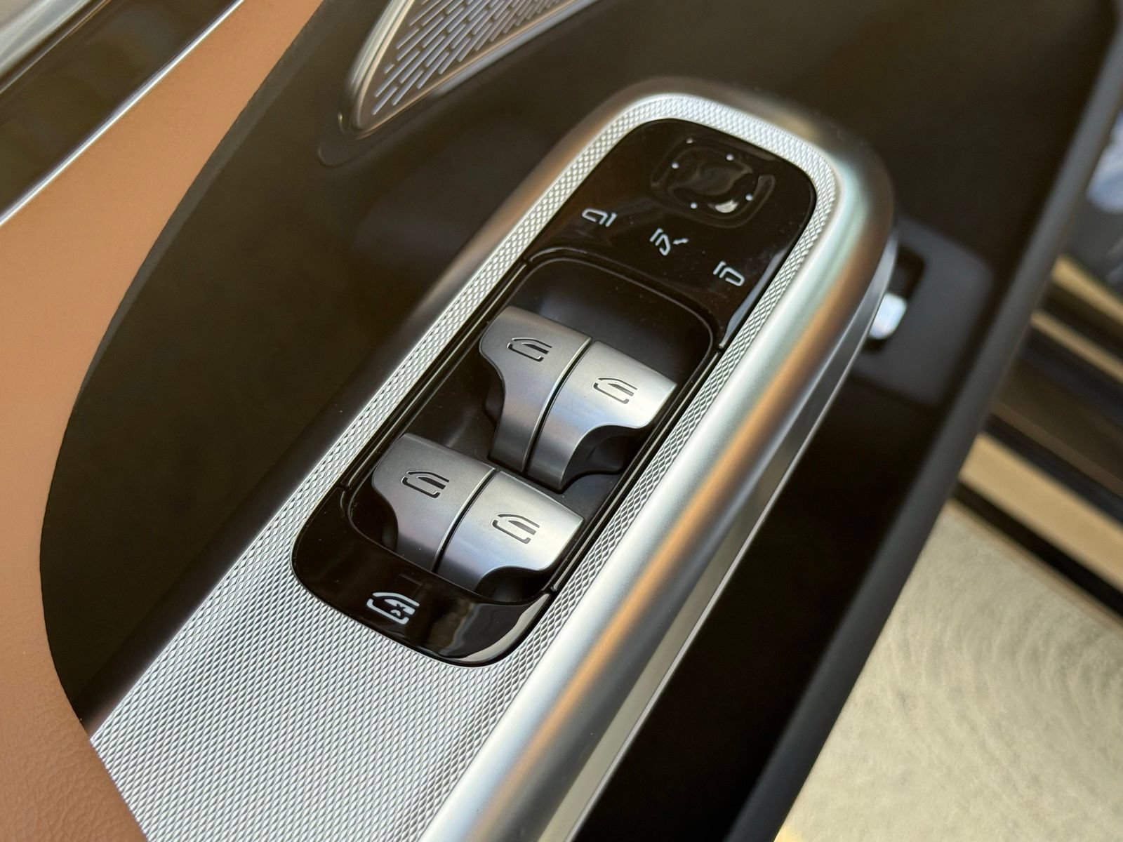 New 2026 Mercedes-Benz E 450 4MATIC Sedan image 15