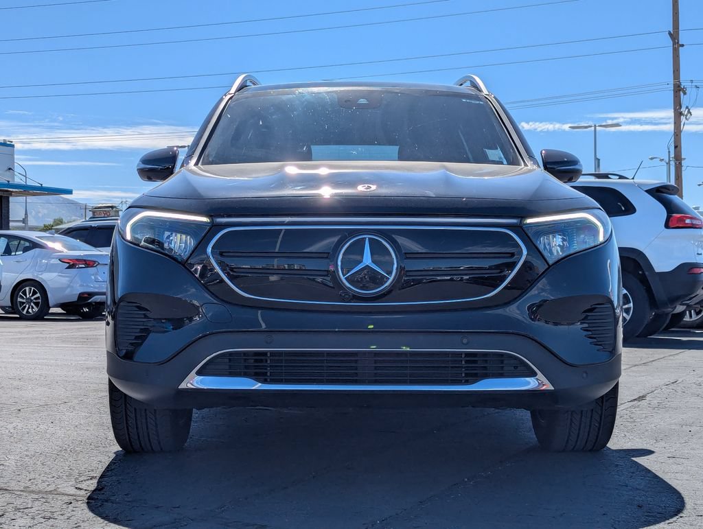 Used 2022 Mercedes-Benz EQB 350 4MATIC image 10