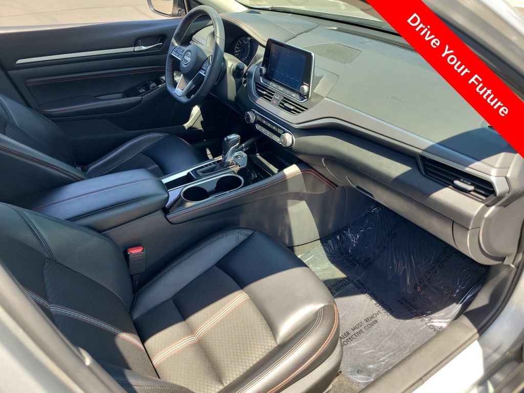 Used 2023 Nissan Altima 2.5 SR FWD image 18