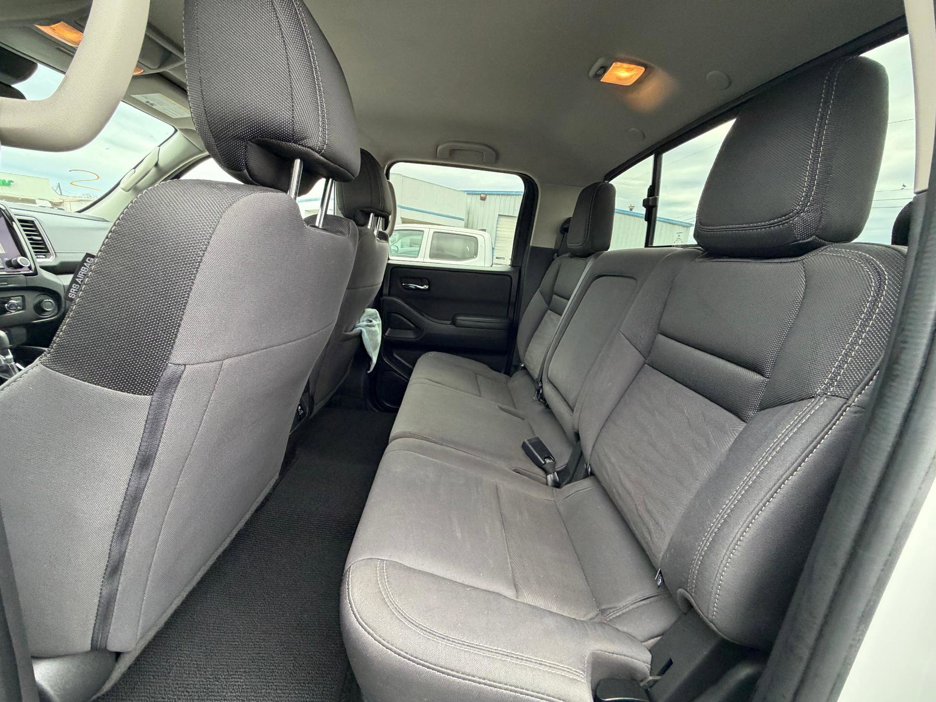 Used 2023 Nissan Frontier SV w/ SV Convenience Package AWD/4WD image 12