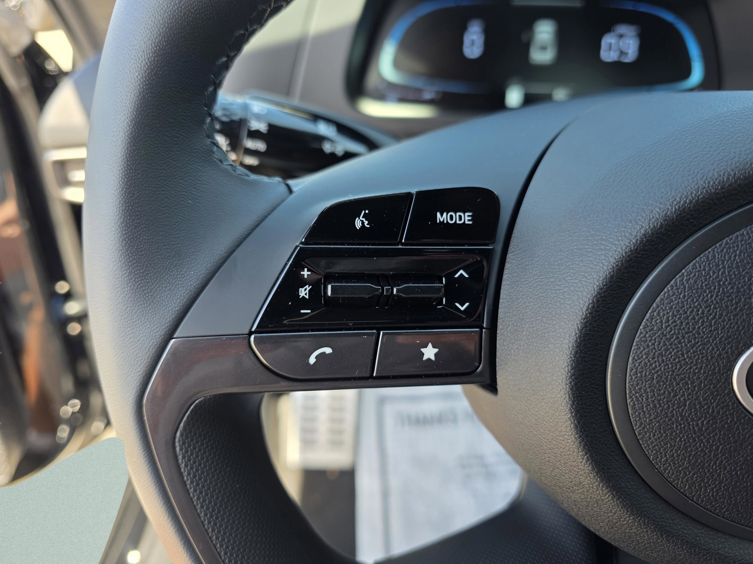 New 2026 Hyundai Elantra SEL Sport Premium FWD image 38
