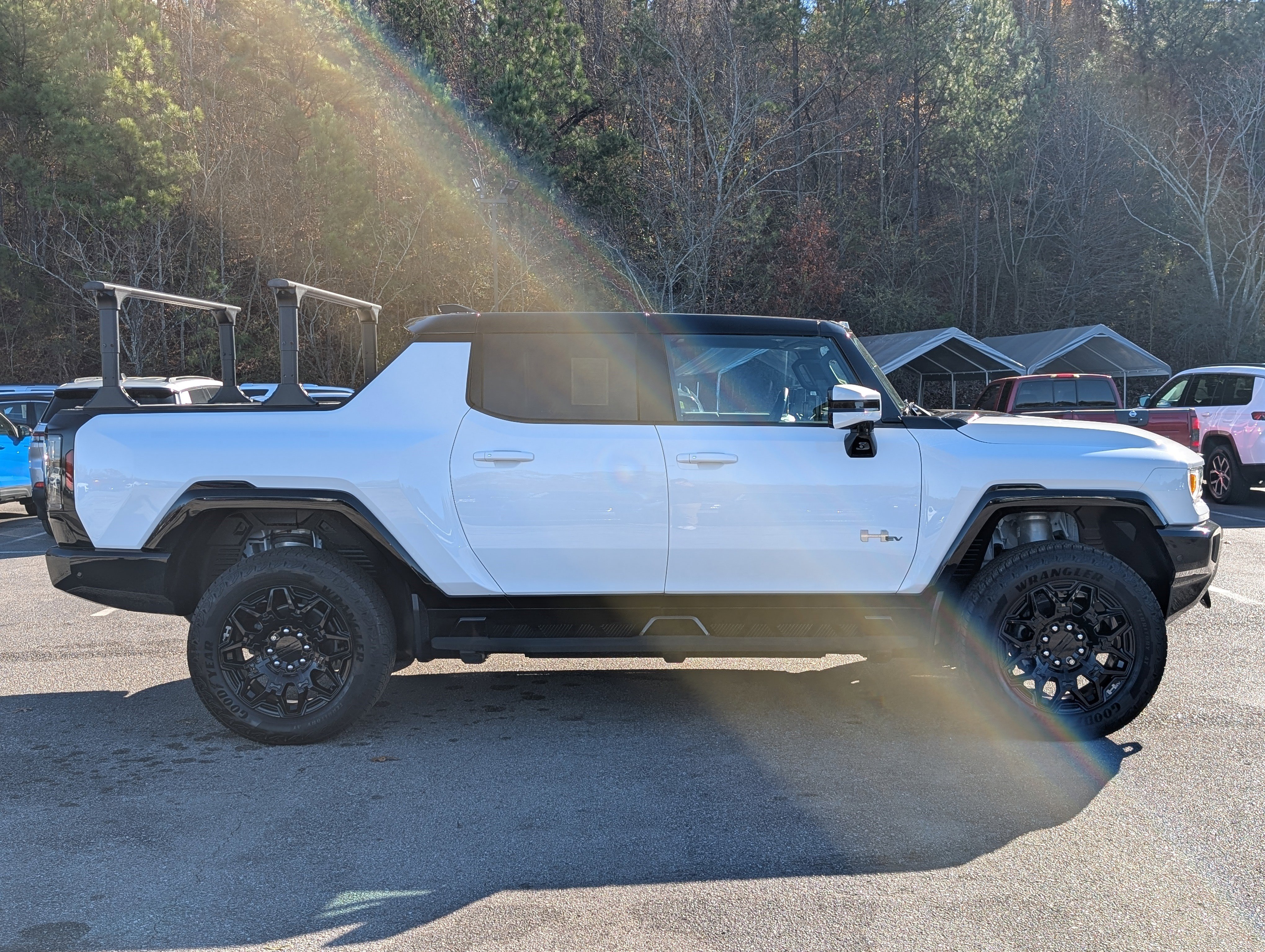 Used 2024 GMC Hummer EV 2X image 10