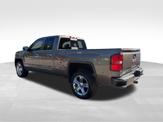 Used 2015 GMC Sierra 1500 SLE w/ All-Terrain Package AWD/4WD image 5