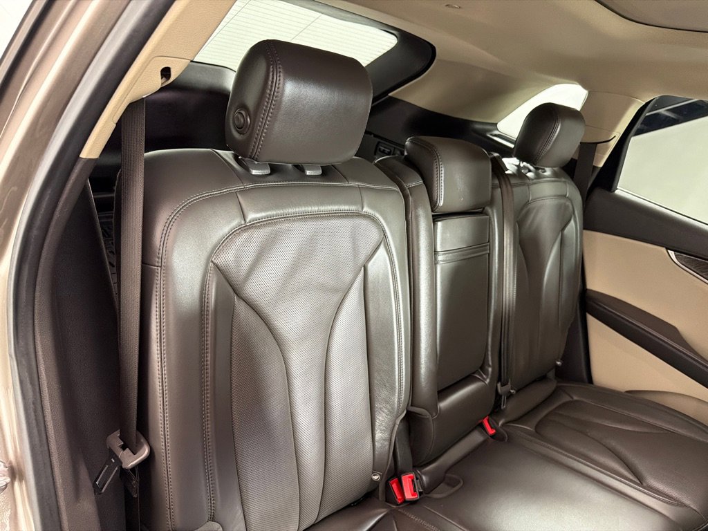 Used 2020 Lincoln Nautilus Reserve image 23