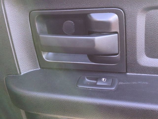 Used 2018 RAM 2500 Tradesman w/ Chrome Appearance Group image 30