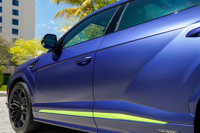 Used 2025 Lamborghini Urus SE image 18