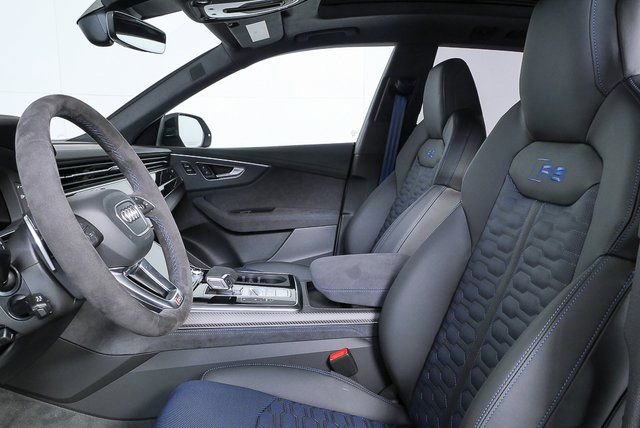 New 2026 Audi RS Q8 performance image 5